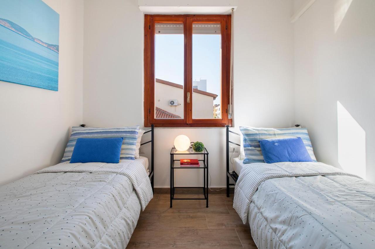 Pufferfish Apartment With Private Terrace Alghero Ngoại thất bức ảnh