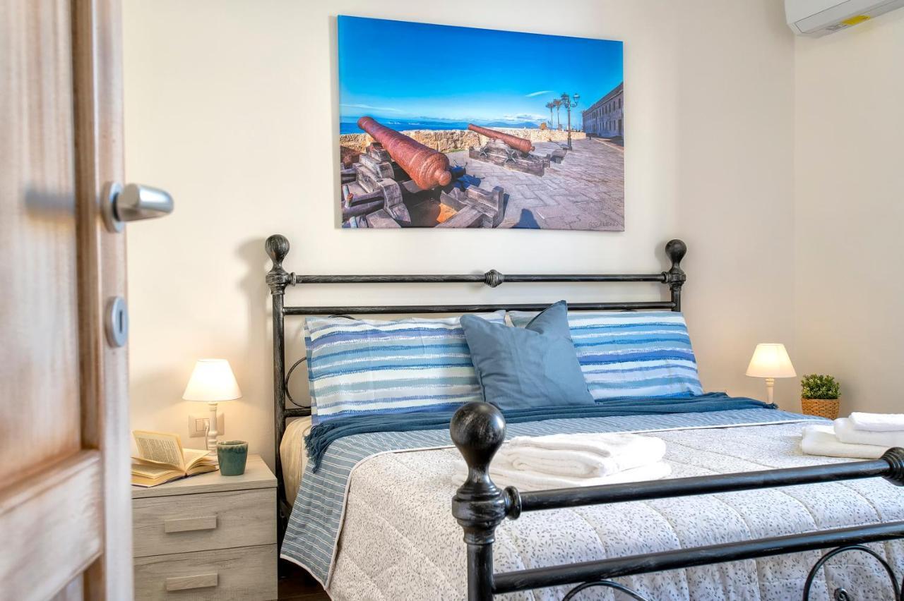 Pufferfish Apartment With Private Terrace Alghero Ngoại thất bức ảnh
