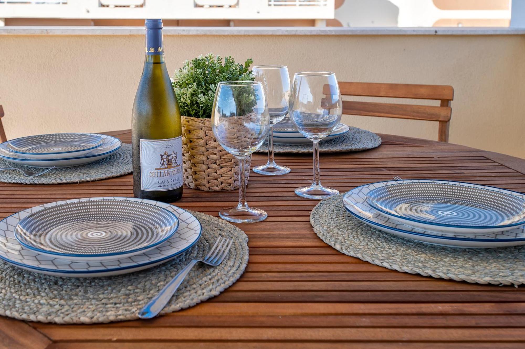 Pufferfish Apartment With Private Terrace Alghero Ngoại thất bức ảnh