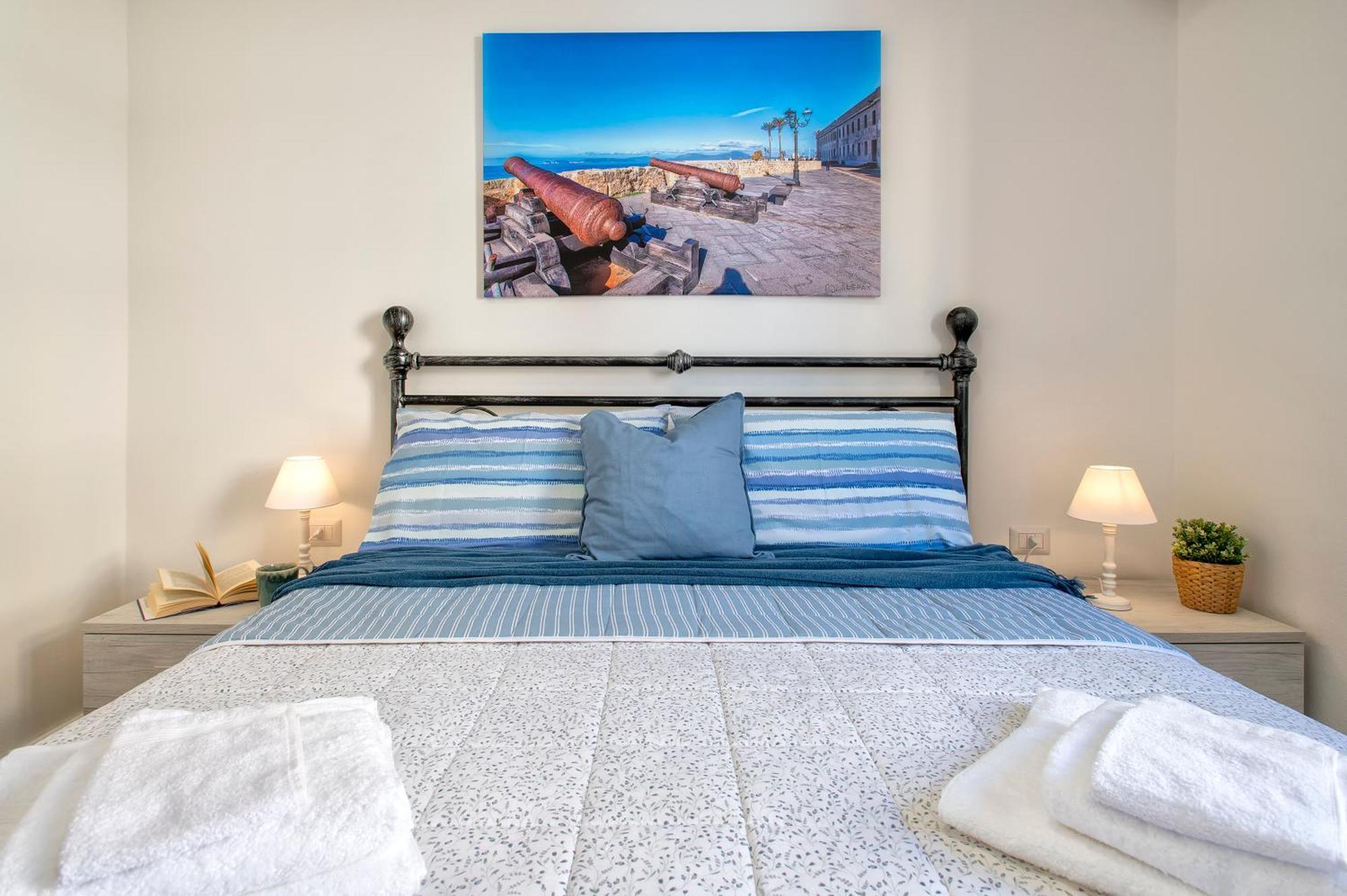 Pufferfish Apartment With Private Terrace Alghero Ngoại thất bức ảnh