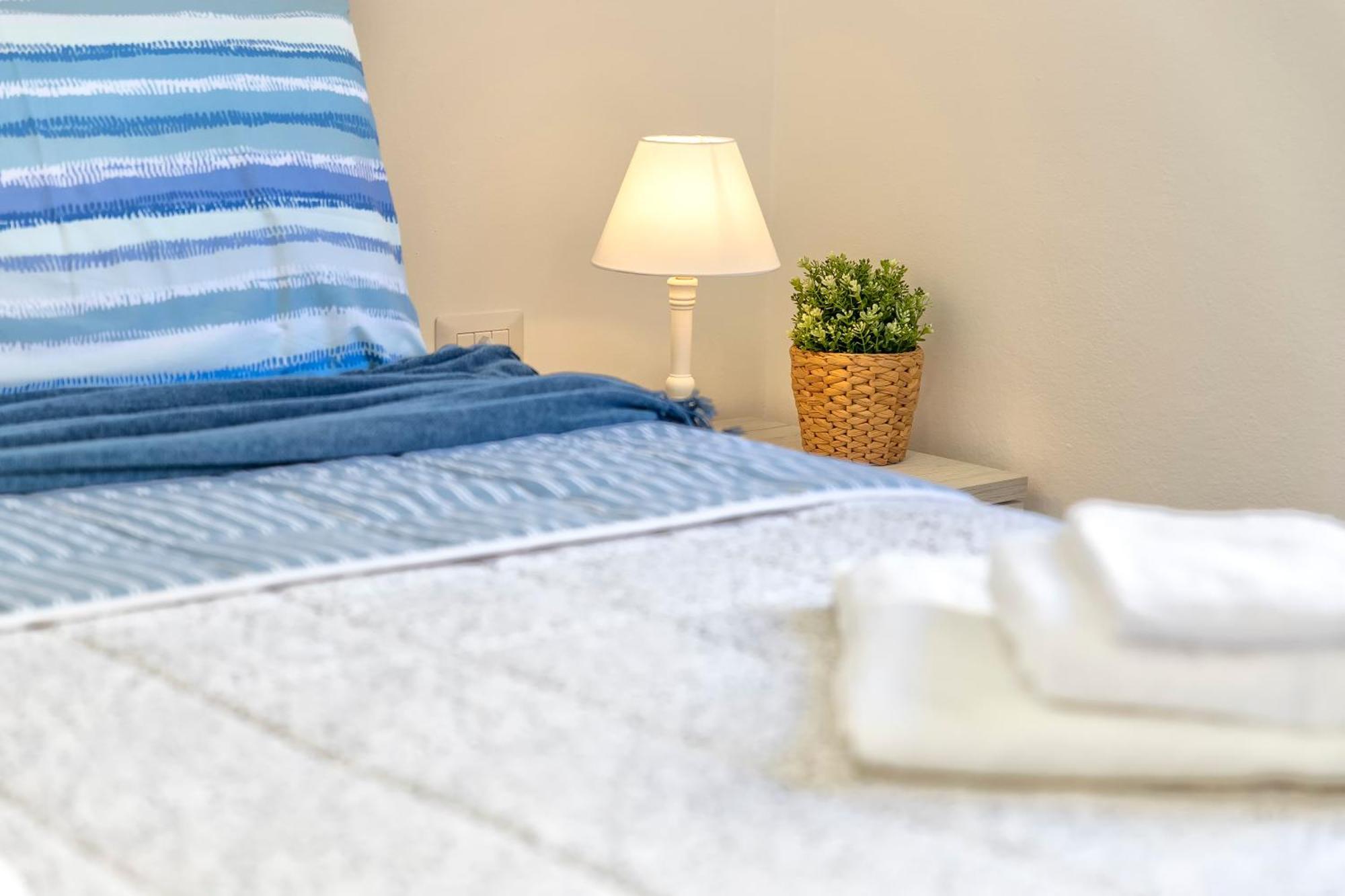 Pufferfish Apartment With Private Terrace Alghero Ngoại thất bức ảnh